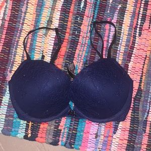 Victoria’s secert bombshell bra